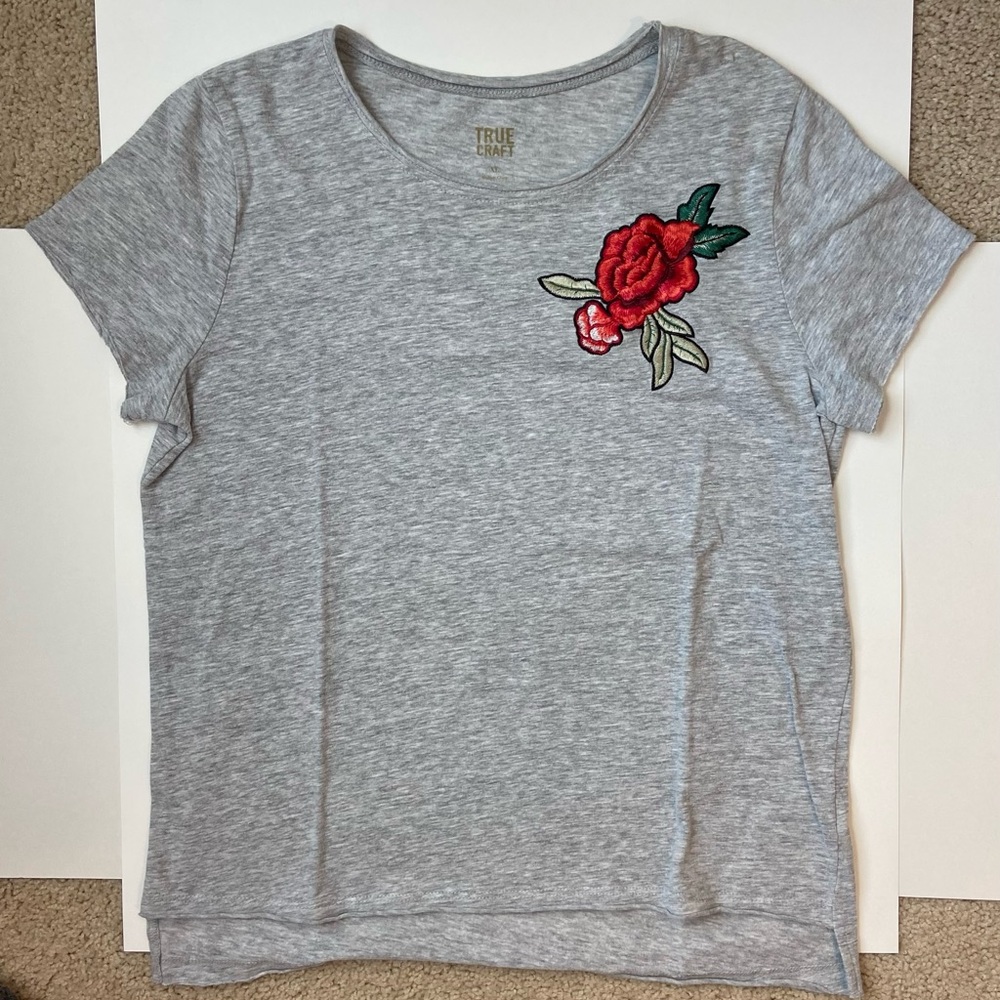 Kids True craft embroidered tshirt size xl